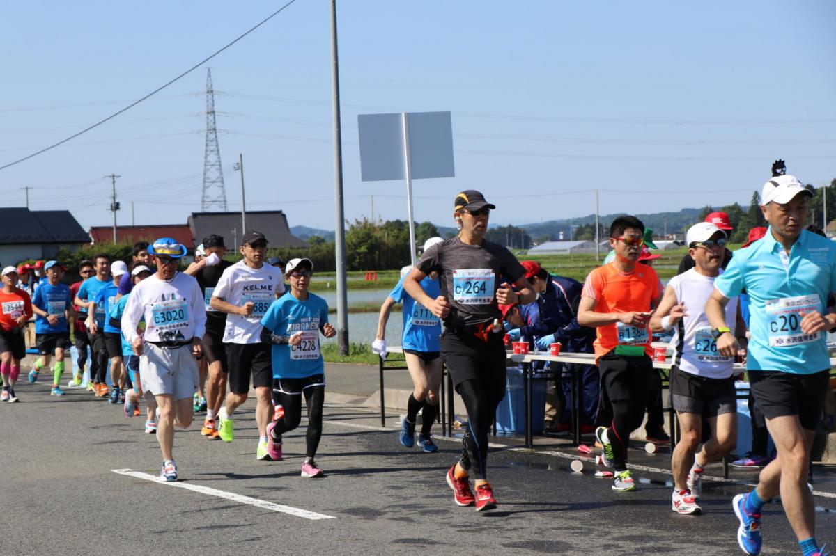 いわて奥州きらめきマラソン2018 フルマラソン5・37.5km給水/10km折り返し 2018/05/20