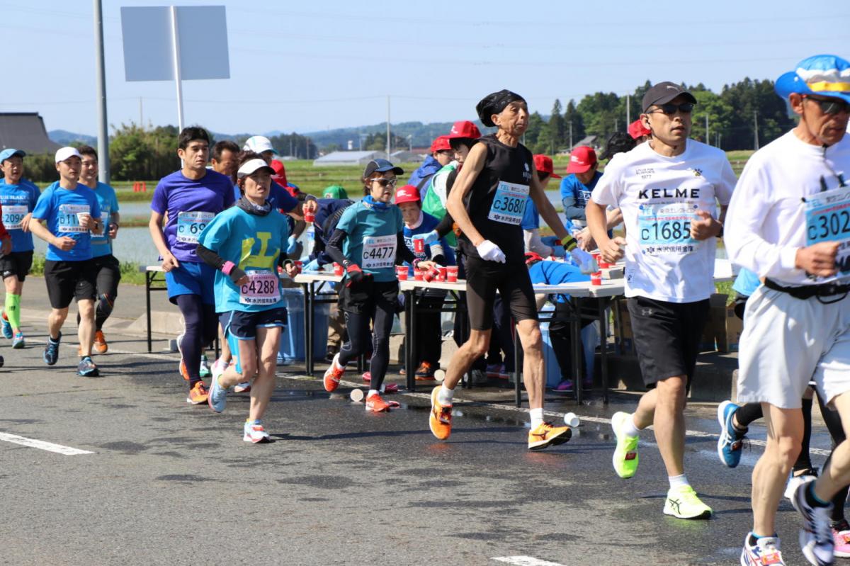 いわて奥州きらめきマラソン2018 フルマラソン5・37.5km給水/10km折り返し 2018/05/20