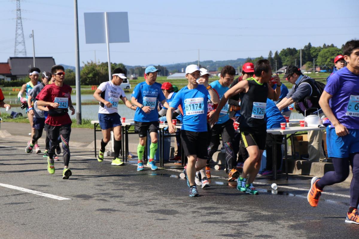 いわて奥州きらめきマラソン2018 フルマラソン5・37.5km給水/10km折り返し 2018/05/20