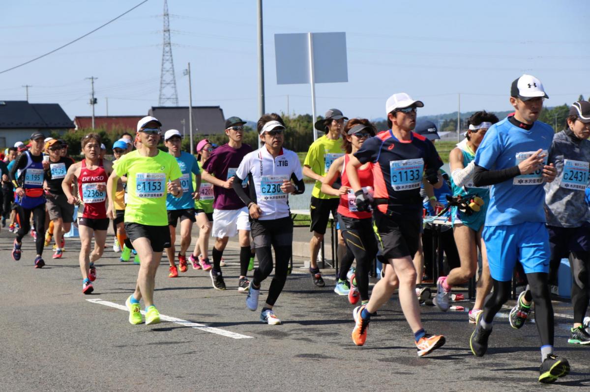 いわて奥州きらめきマラソン2018 フルマラソン5・37.5km給水/10km折り返し 2018/05/20
