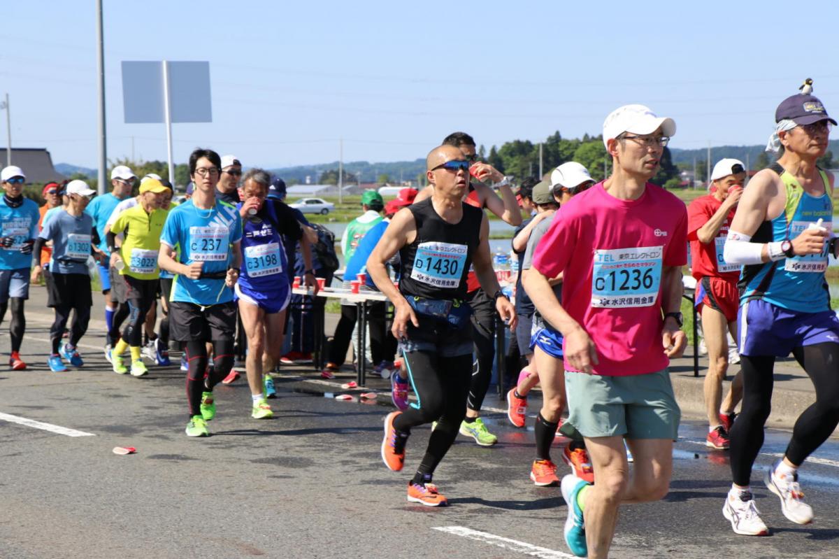 いわて奥州きらめきマラソン2018 フルマラソン5・37.5km給水/10km折り返し 2018/05/20