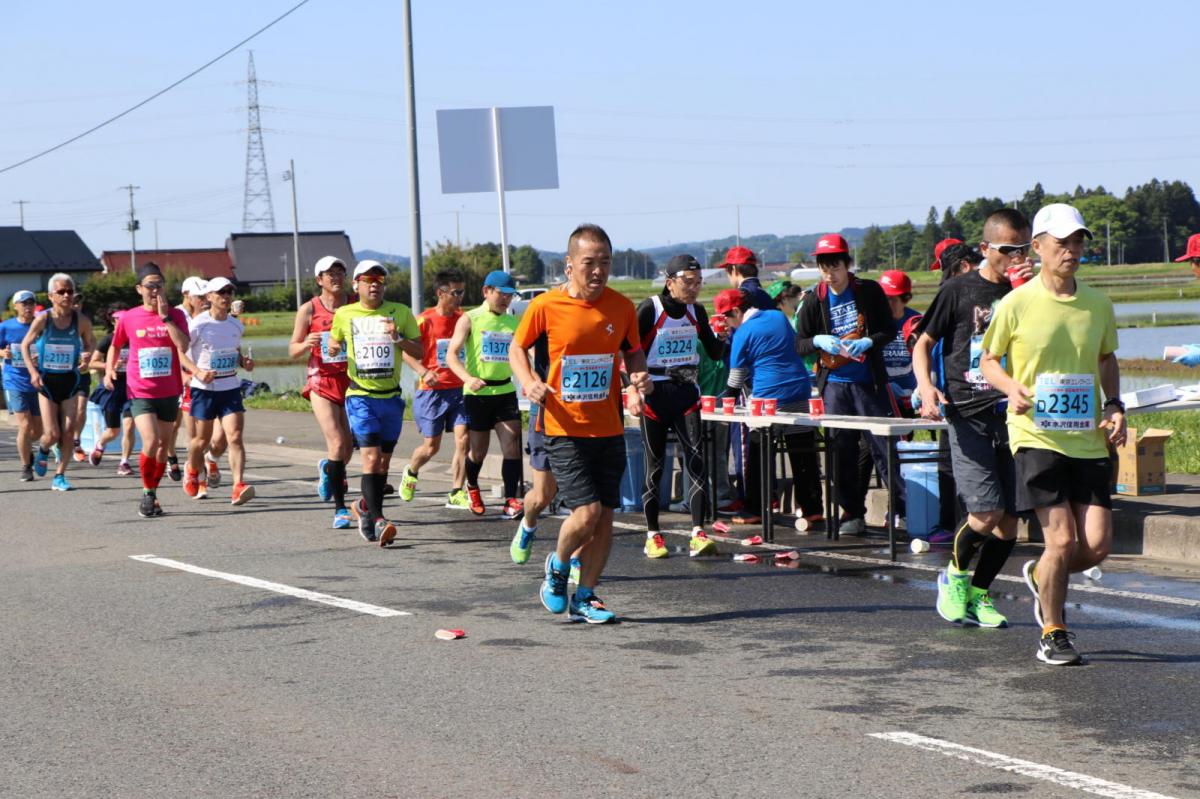 いわて奥州きらめきマラソン2018 フルマラソン5・37.5km給水/10km折り返し 2018/05/20