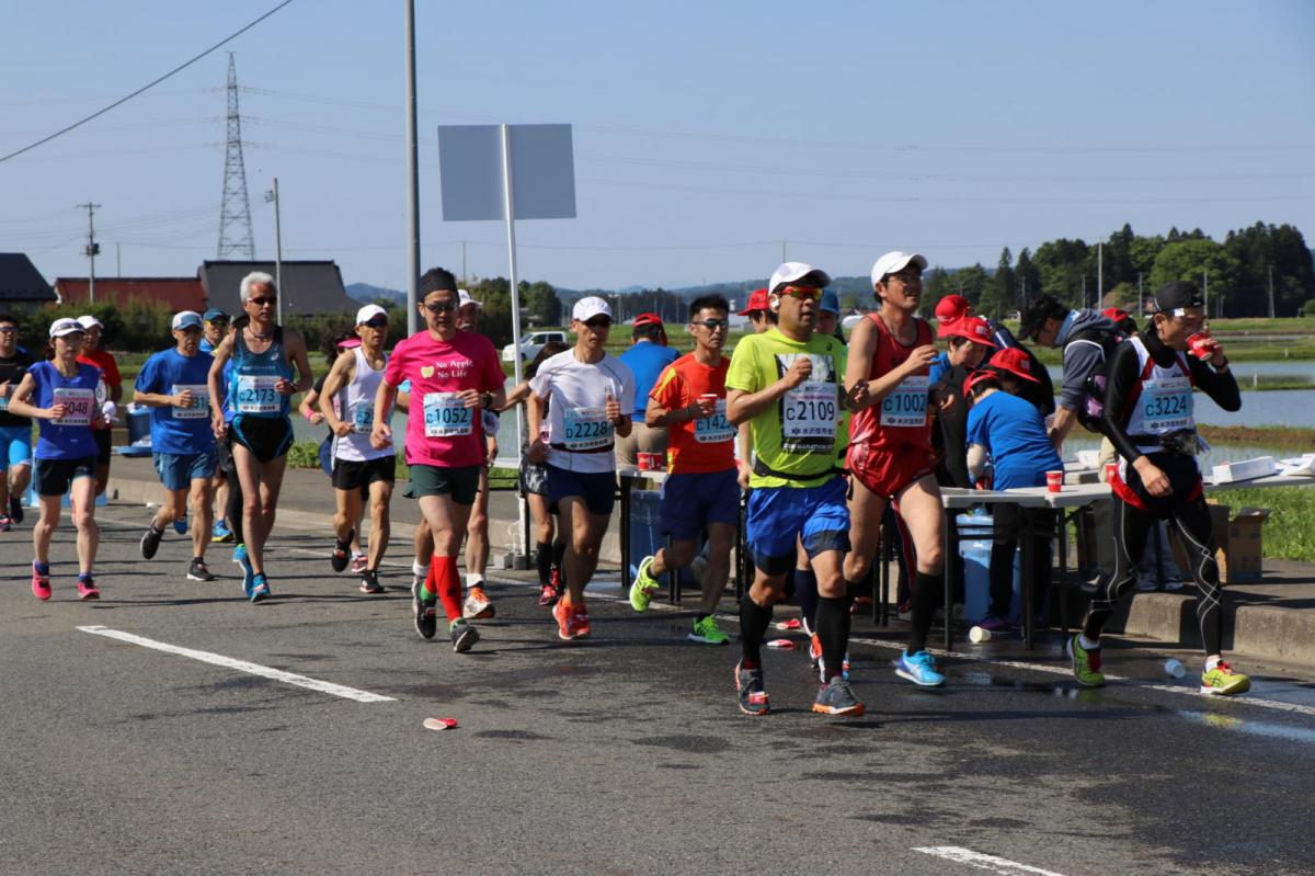 いわて奥州きらめきマラソン2018 フルマラソン5・37.5km給水/10km折り返し 2018/05/20