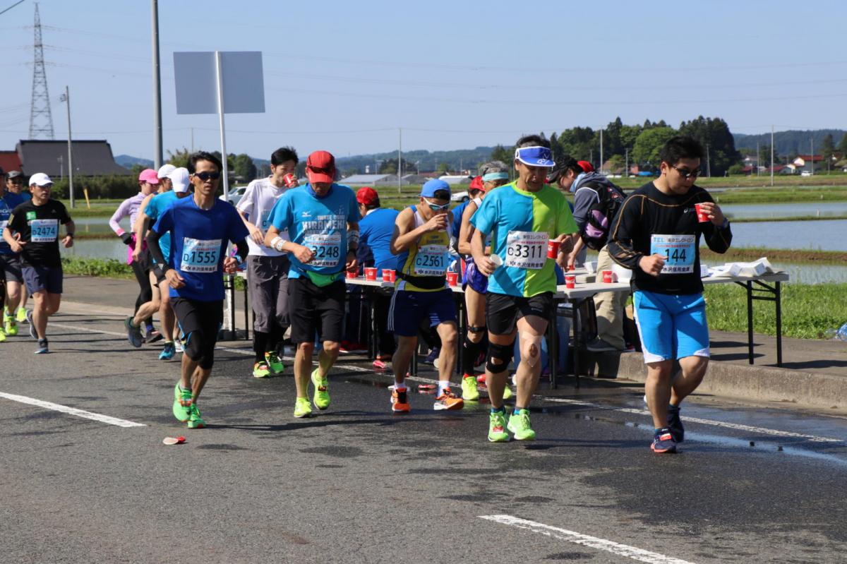いわて奥州きらめきマラソン2018 フルマラソン5・37.5km給水/10km折り返し 2018/05/20