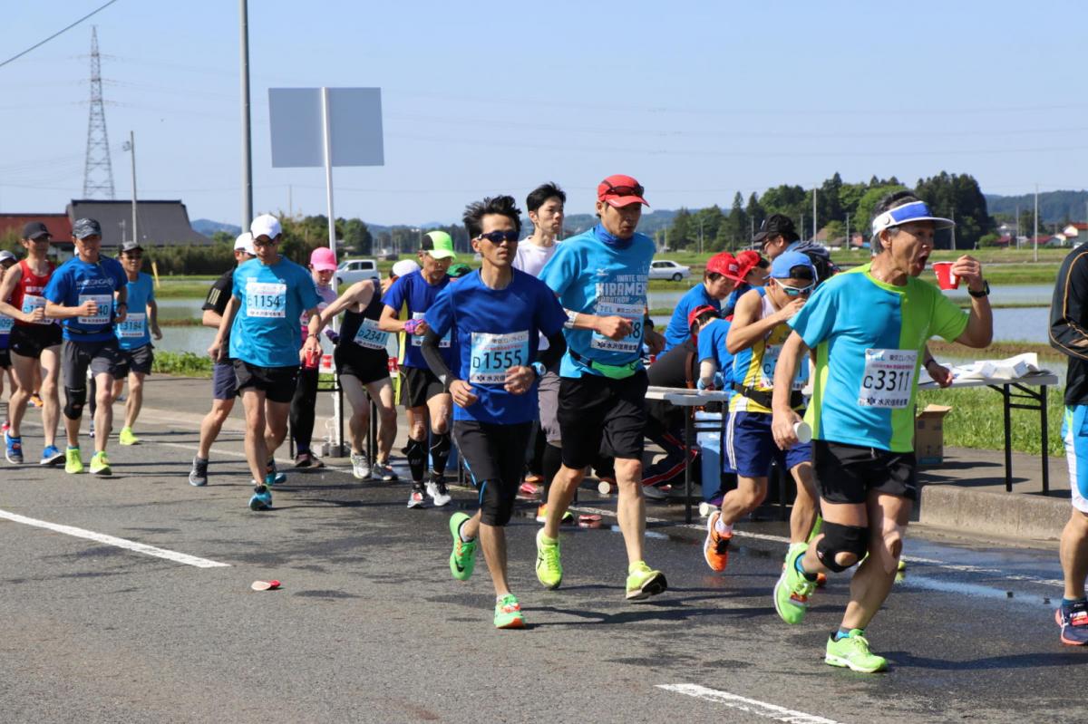 いわて奥州きらめきマラソン2018 フルマラソン5・37.5km給水/10km折り返し 2018/05/20