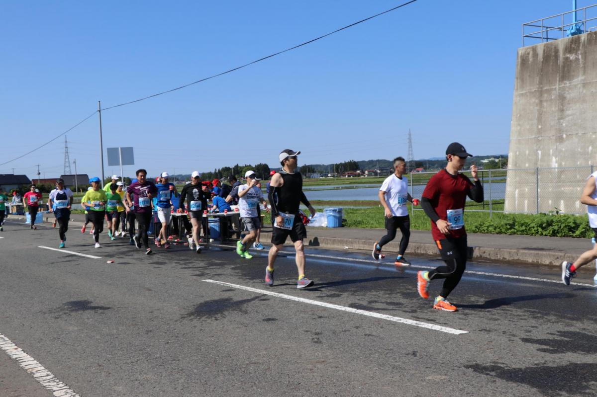 いわて奥州きらめきマラソン2018 フルマラソン5・37.5km給水/10km折り返し 2018/05/20