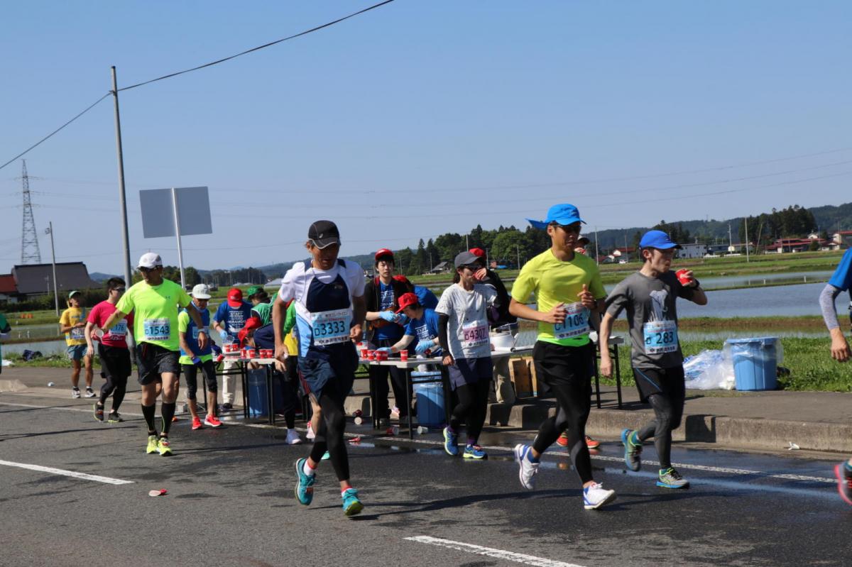 いわて奥州きらめきマラソン2018 フルマラソン5・37.5km給水/10km折り返し 2018/05/20