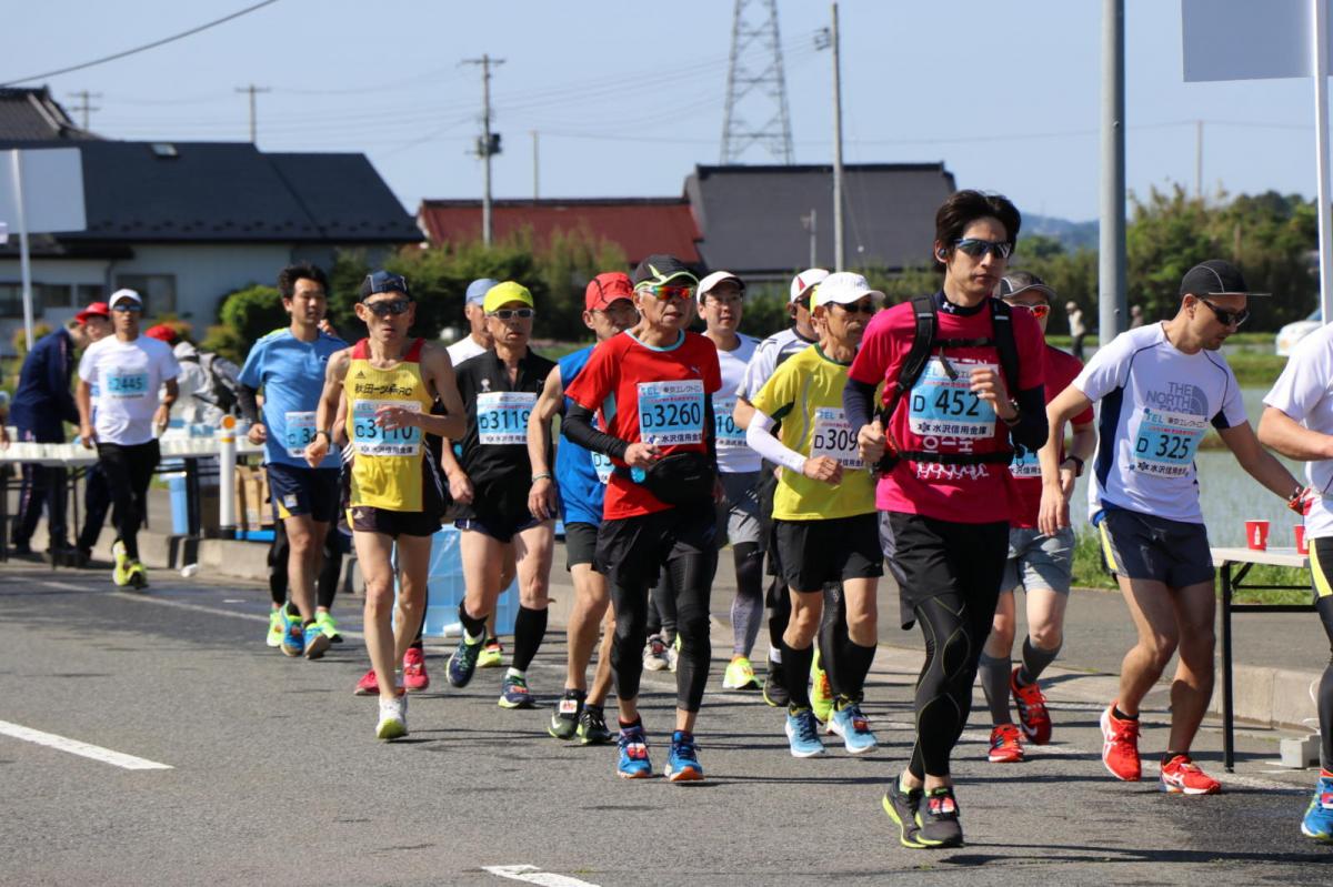 いわて奥州きらめきマラソン2018 フルマラソン5・37.5km給水/10km折り返し 2018/05/20