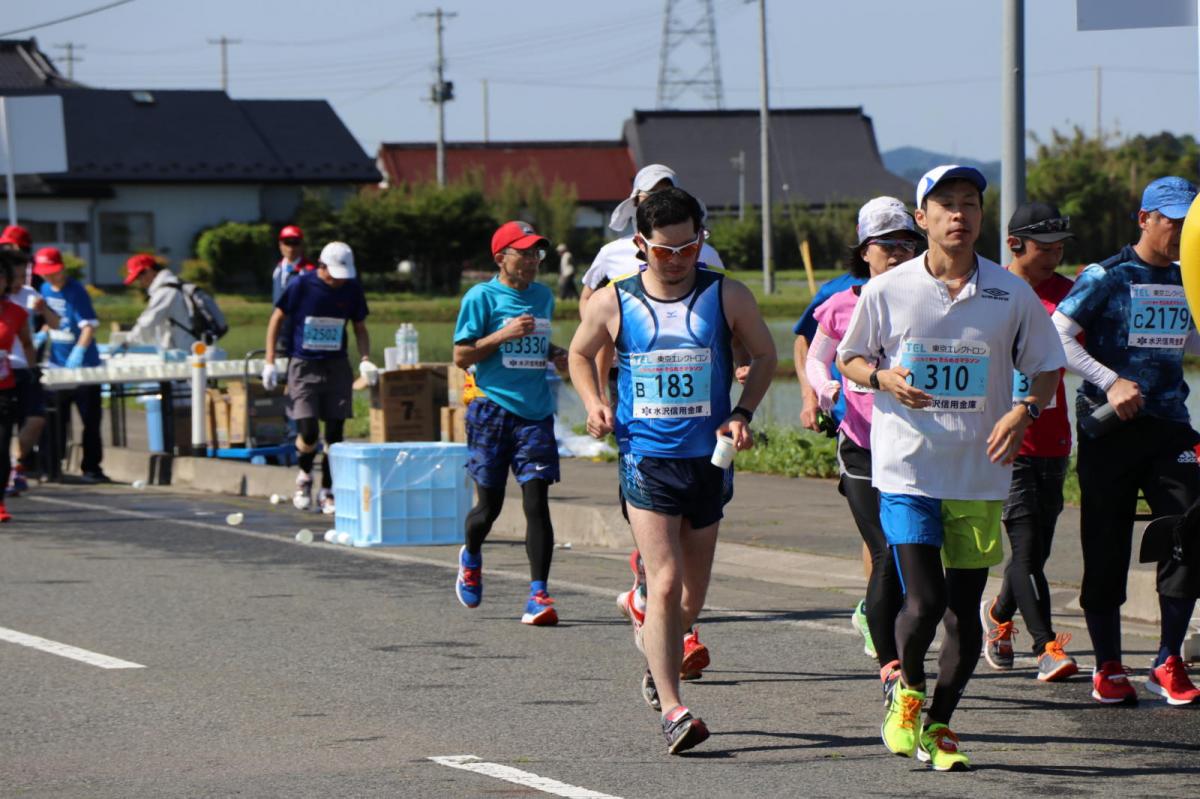 いわて奥州きらめきマラソン2018 フルマラソン5・37.5km給水/10km折り返し 2018/05/20