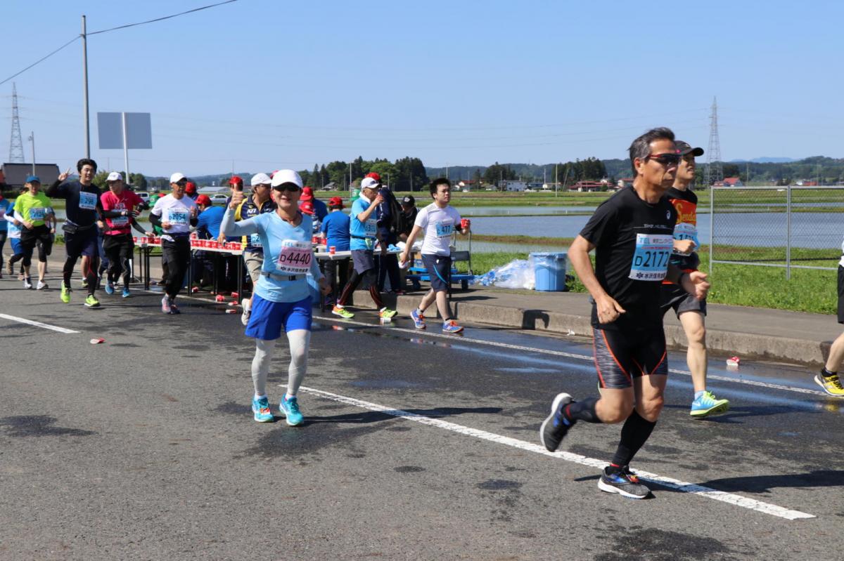 いわて奥州きらめきマラソン2018 フルマラソン5・37.5km給水/10km折り返し 2018/05/20