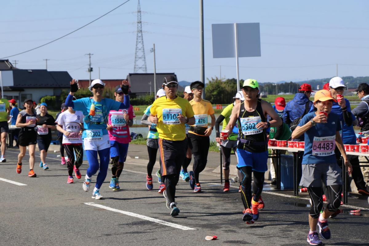 いわて奥州きらめきマラソン2018 フルマラソン5・37.5km給水/10km折り返し 2018/05/20
