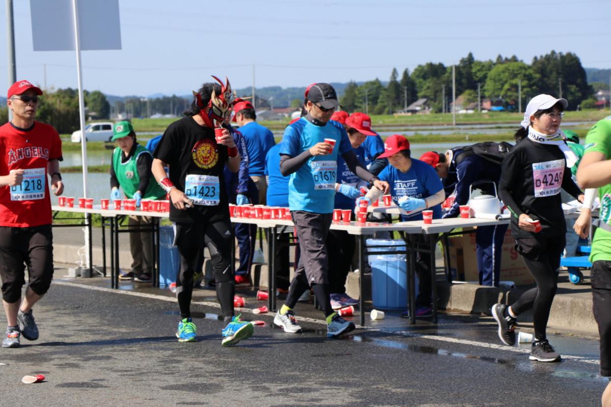 いわて奥州きらめきマラソン2018 フルマラソン5・37.5km給水/10km折り返し 2018/05/20