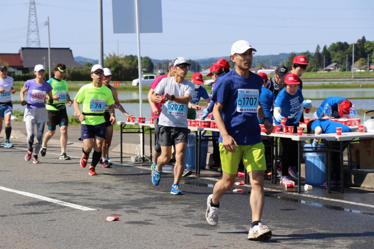 いわて奥州きらめきマラソン2018 フルマラソン5・37.5km給水/10km折り返し 2018/05/20