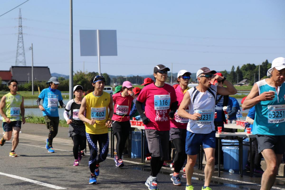 いわて奥州きらめきマラソン2018 フルマラソン5・37.5km給水/10km折り返し 2018/05/20