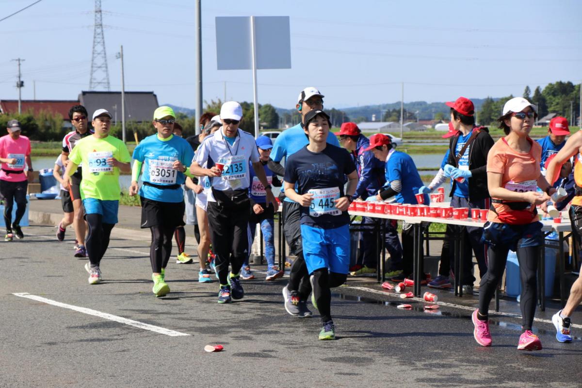 いわて奥州きらめきマラソン2018 フルマラソン5・37.5km給水/10km折り返し 2018/05/20