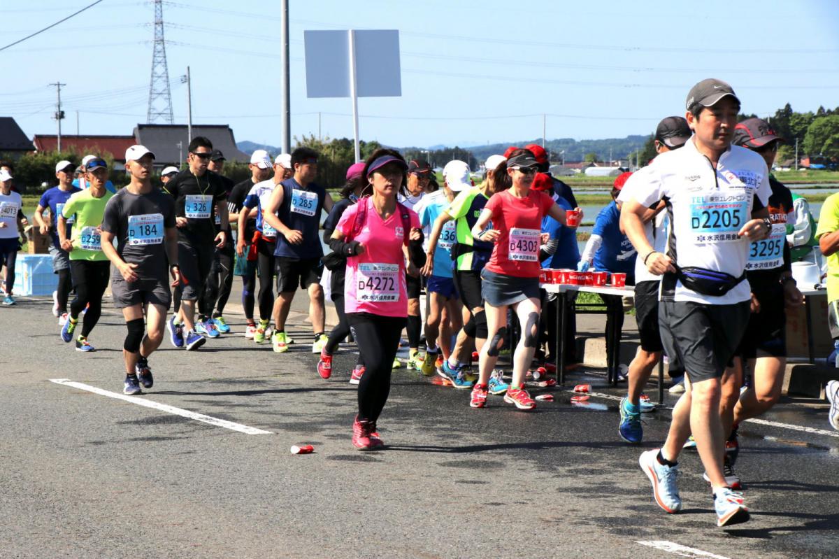 いわて奥州きらめきマラソン2018 フルマラソン5・37.5km給水/10km折り返し 2018/05/20