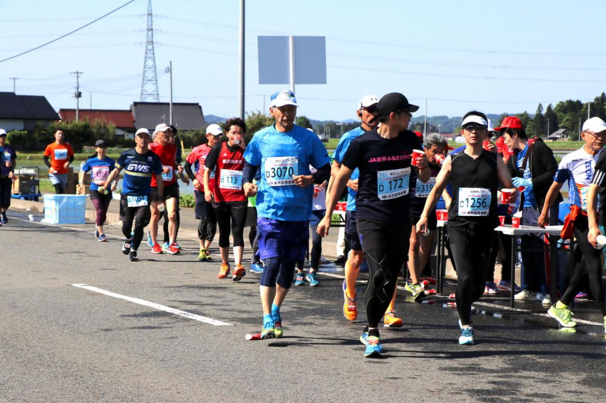 いわて奥州きらめきマラソン2018 フルマラソン5・37.5km給水/10km折り返し 2018/05/20
