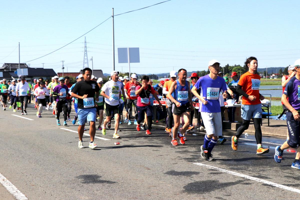 いわて奥州きらめきマラソン2018 フルマラソン5・37.5km給水/10km折り返し 2018/05/20