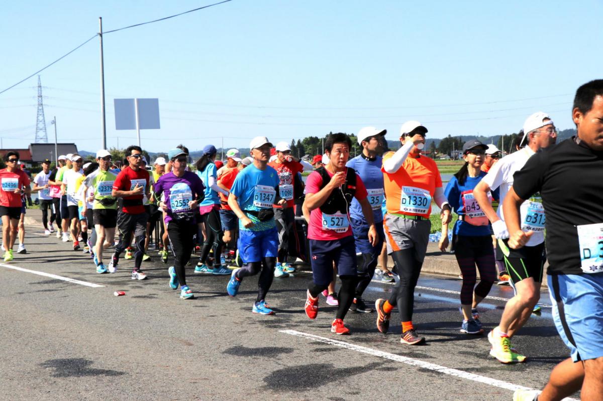 いわて奥州きらめきマラソン2018 フルマラソン5・37.5km給水/10km折り返し 2018/05/20