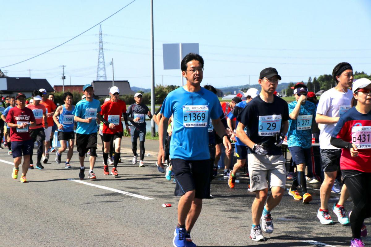 いわて奥州きらめきマラソン2018 フルマラソン5・37.5km給水/10km折り返し 2018/05/20