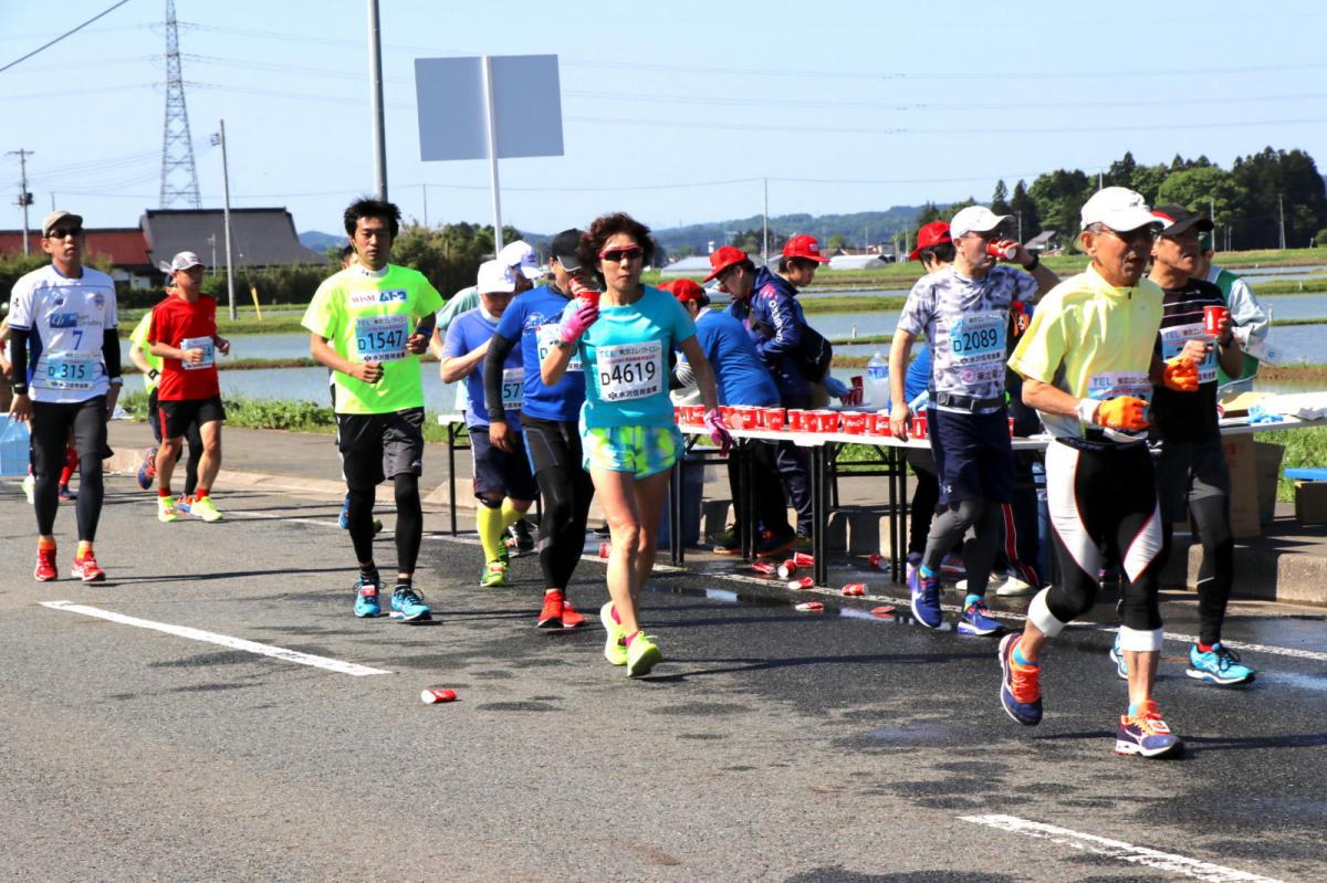いわて奥州きらめきマラソン2018 フルマラソン5・37.5km給水/10km折り返し 2018/05/20