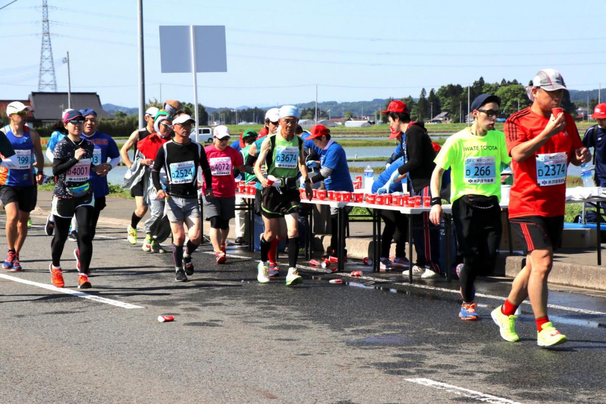 いわて奥州きらめきマラソン2018 フルマラソン5・37.5km給水/10km折り返し 2018/05/20