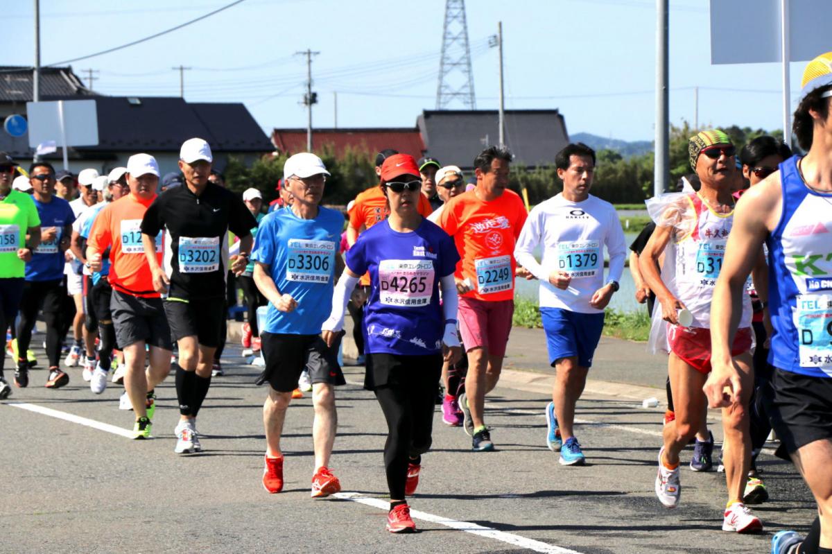 いわて奥州きらめきマラソン2018 フルマラソン5・37.5km給水/10km折り返し 2018/05/20