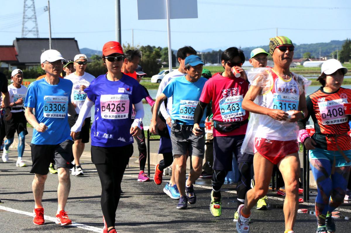 いわて奥州きらめきマラソン2018 フルマラソン5・37.5km給水/10km折り返し 2018/05/20