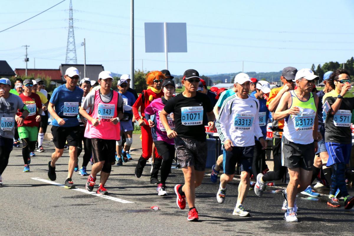 いわて奥州きらめきマラソン2018 フルマラソン5・37.5km給水/10km折り返し 2018/05/20