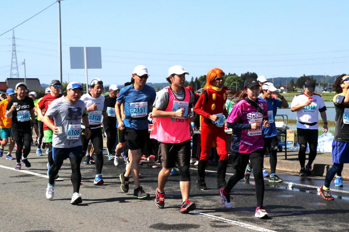 いわて奥州きらめきマラソン2018 フルマラソン5・37.5km給水/10km折り返し 2018/05/20