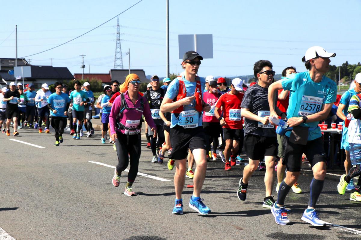 いわて奥州きらめきマラソン2018 フルマラソン5・37.5km給水/10km折り返し 2018/05/20