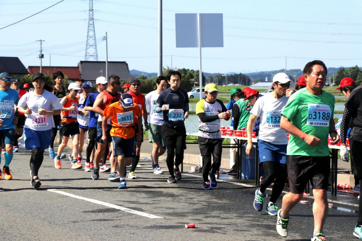 いわて奥州きらめきマラソン2018 フルマラソン5・37.5km給水/10km折り返し 2018/05/20