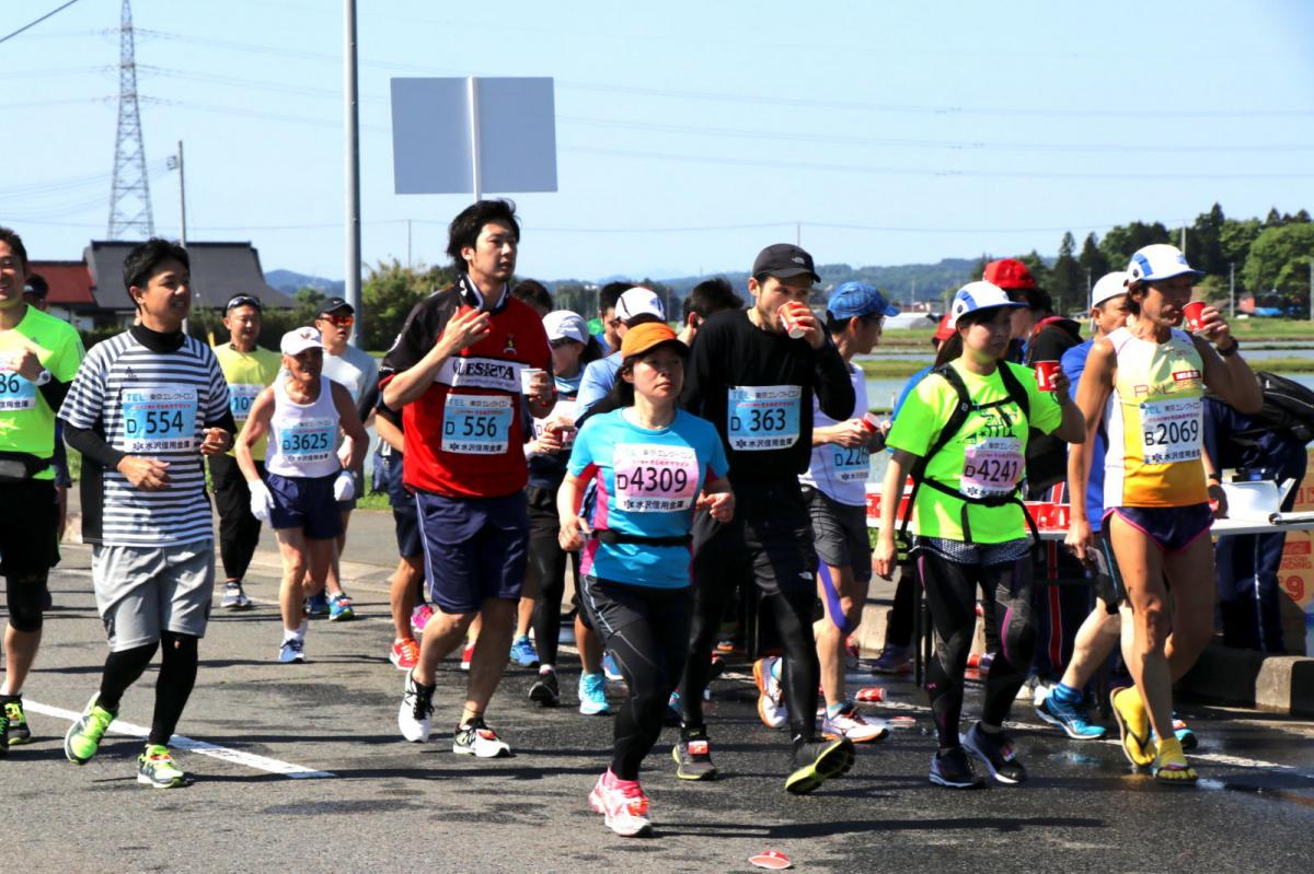 いわて奥州きらめきマラソン2018 フルマラソン5・37.5km給水/10km折り返し 2018/05/20