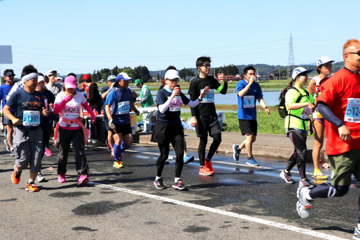いわて奥州きらめきマラソン2018 フルマラソン5・37.5km給水/10km折り返し 2018/05/20