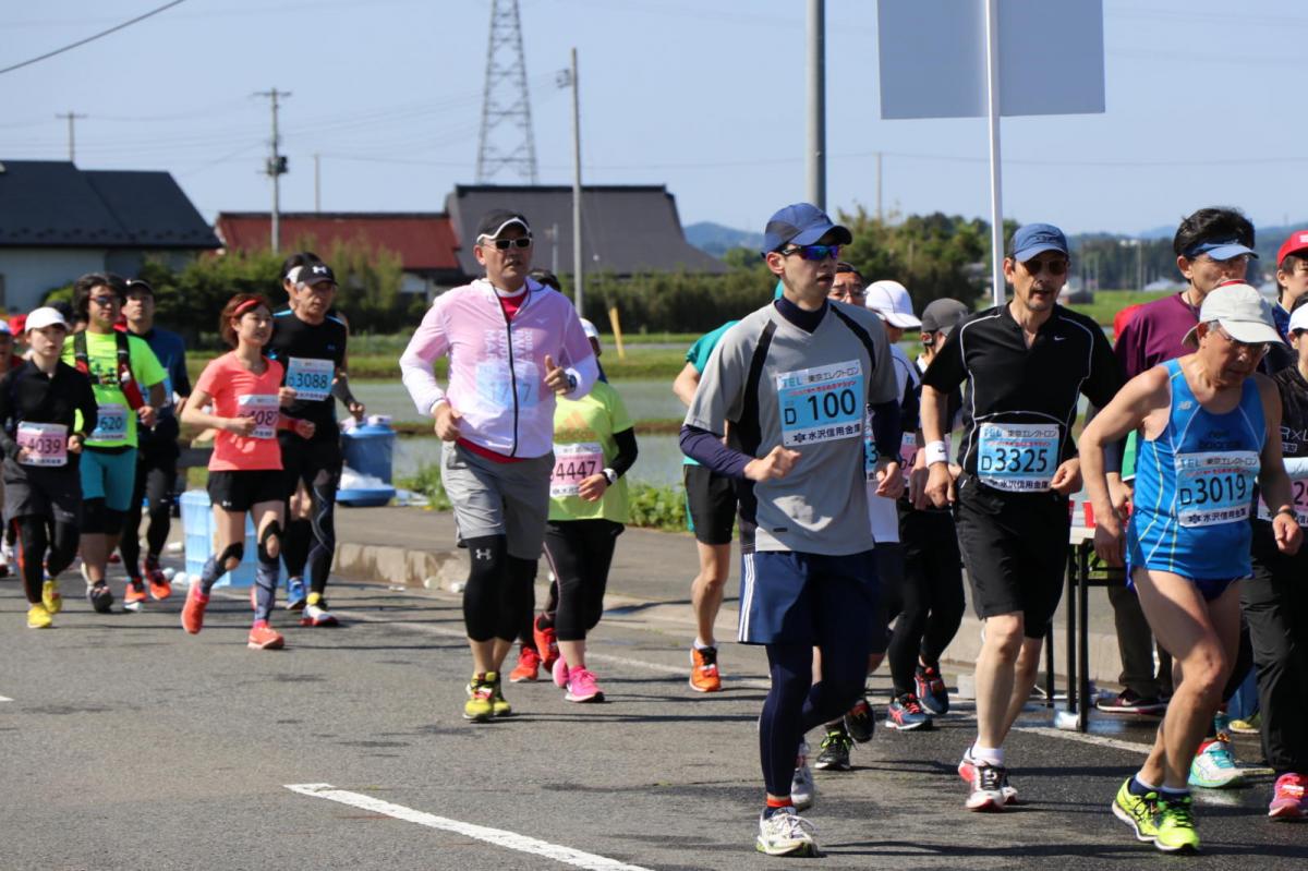 いわて奥州きらめきマラソン2018 フルマラソン5・37.5km給水/10km折り返し 2018/05/20