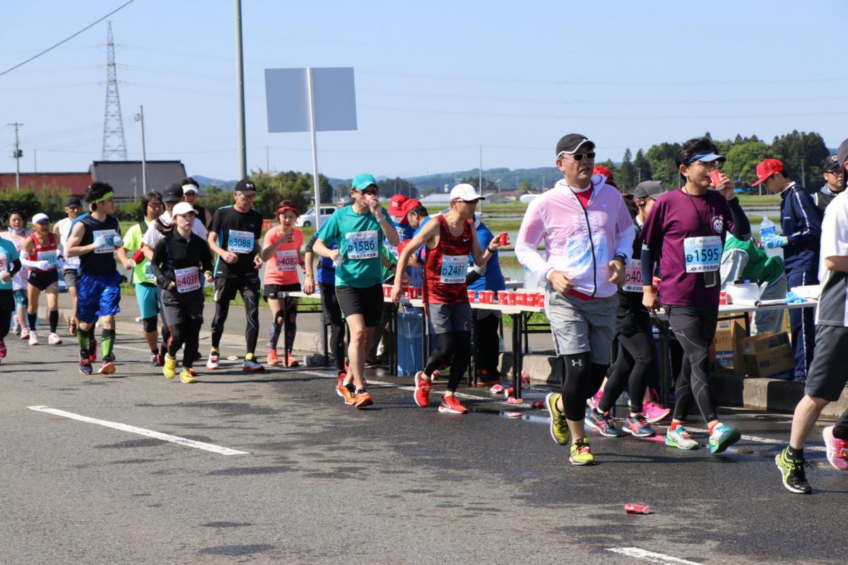 いわて奥州きらめきマラソン2018 フルマラソン5・37.5km給水/10km折り返し 2018/05/20