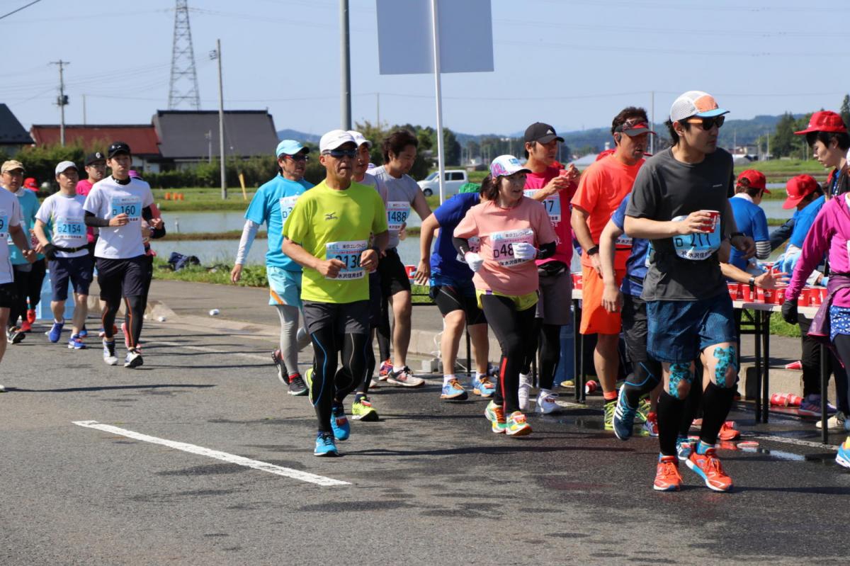 いわて奥州きらめきマラソン2018 フルマラソン5・37.5km給水/10km折り返し 2018/05/20