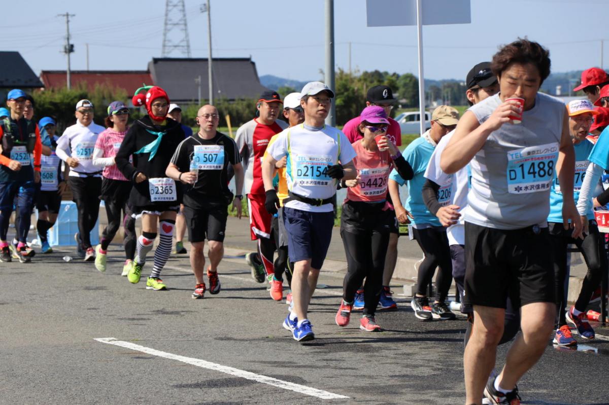 いわて奥州きらめきマラソン2018 フルマラソン5・37.5km給水/10km折り返し 2018/05/20