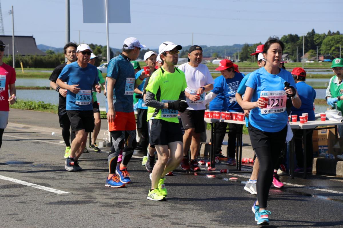 いわて奥州きらめきマラソン2018 フルマラソン5・37.5km給水/10km折り返し 2018/05/20