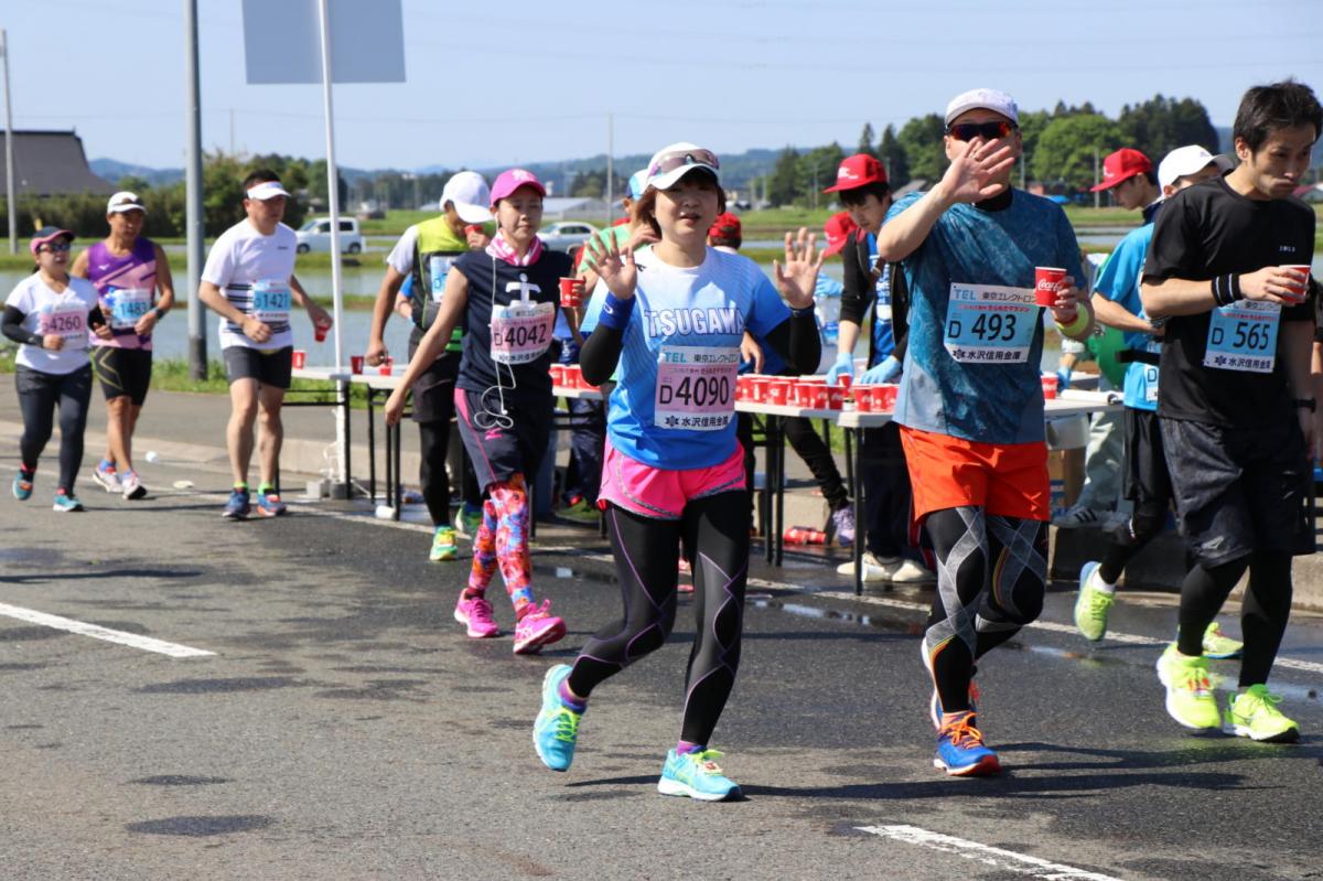 いわて奥州きらめきマラソン2018 フルマラソン5・37.5km給水/10km折り返し 2018/05/20