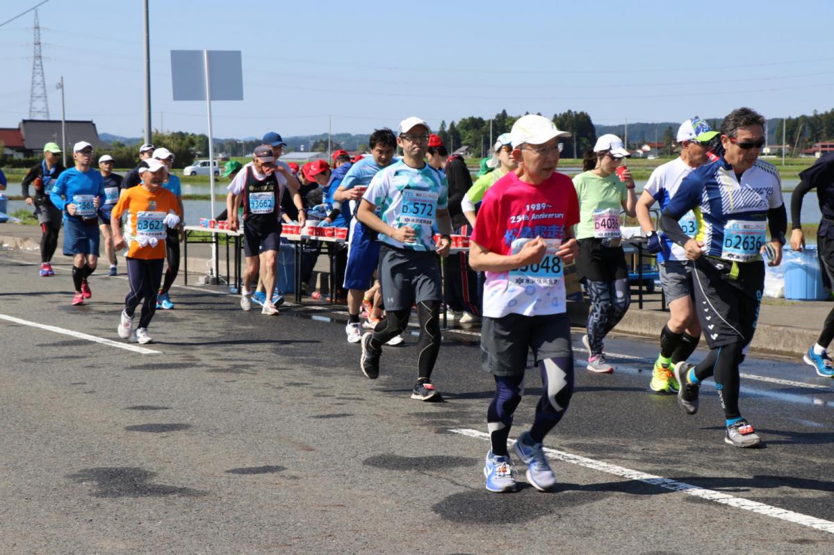 いわて奥州きらめきマラソン2018 フルマラソン5・37.5km給水/10km折り返し 2018/05/20