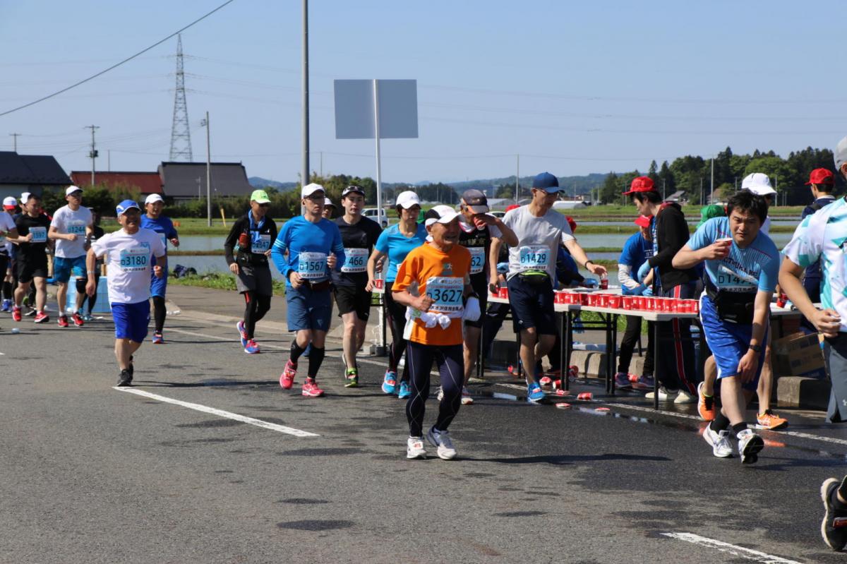 いわて奥州きらめきマラソン2018 フルマラソン5・37.5km給水/10km折り返し 2018/05/20