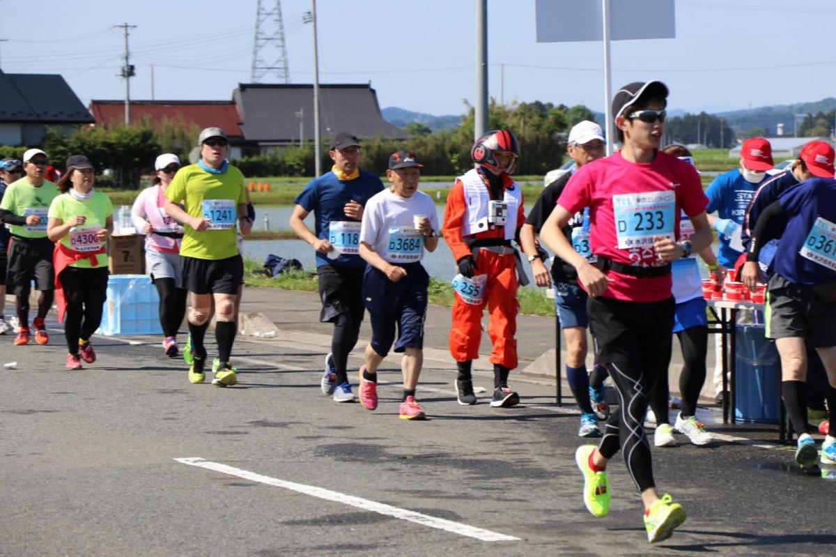 いわて奥州きらめきマラソン2018 フルマラソン5・37.5km給水/10km折り返し 2018/05/20