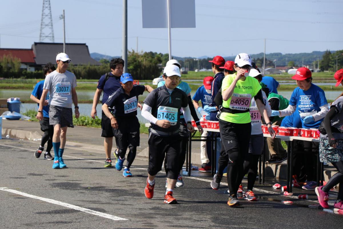 いわて奥州きらめきマラソン2018 フルマラソン5・37.5km給水/10km折り返し 2018/05/20