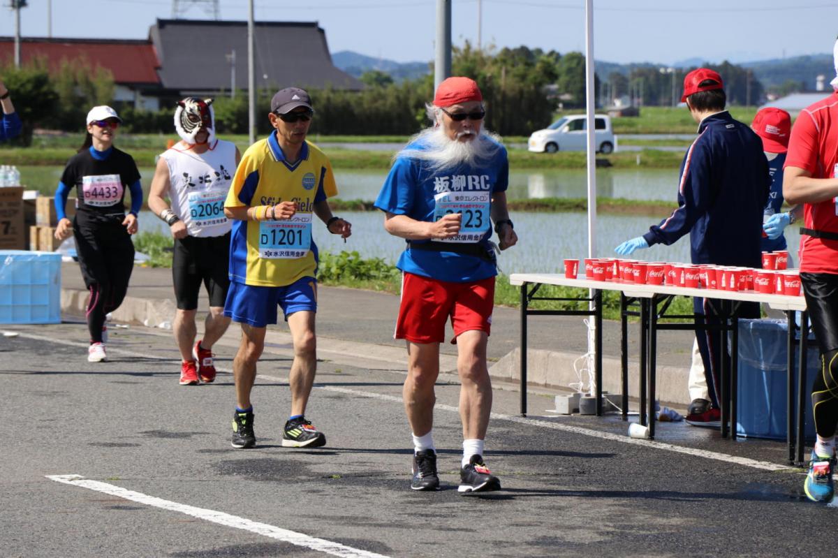 いわて奥州きらめきマラソン2018 フルマラソン5・37.5km給水/10km折り返し 2018/05/20