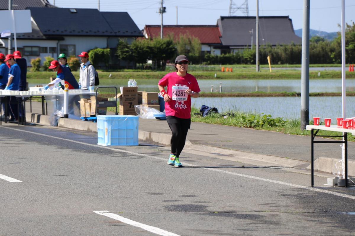 いわて奥州きらめきマラソン2018 フルマラソン5・37.5km給水/10km折り返し 2018/05/20