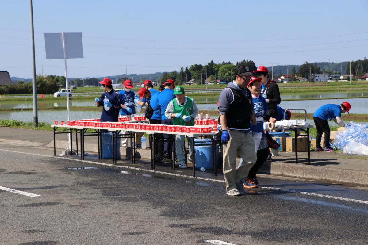 いわて奥州きらめきマラソン2018 フルマラソン5・37.5km給水/10km折り返し 2018/05/20