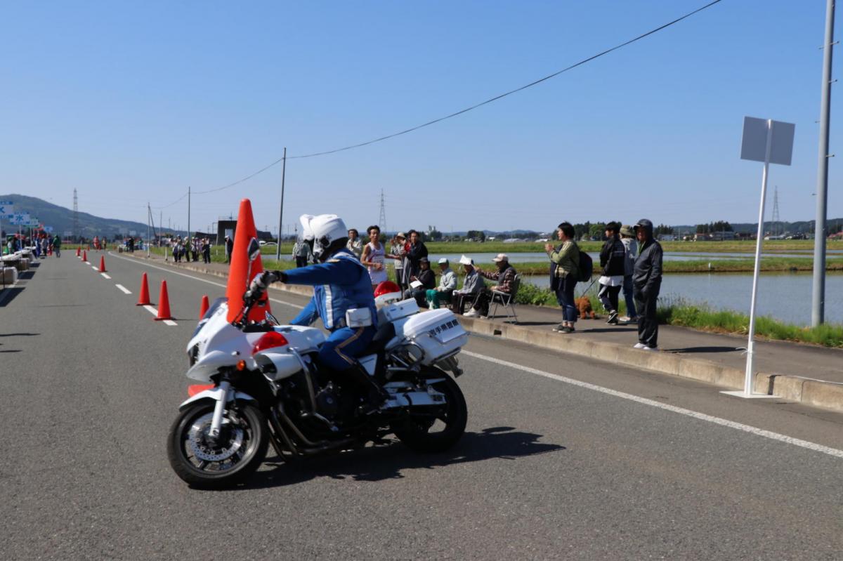 いわて奥州きらめきマラソン2018 フルマラソン5・37.5km給水/10km折り返し 2018/05/20