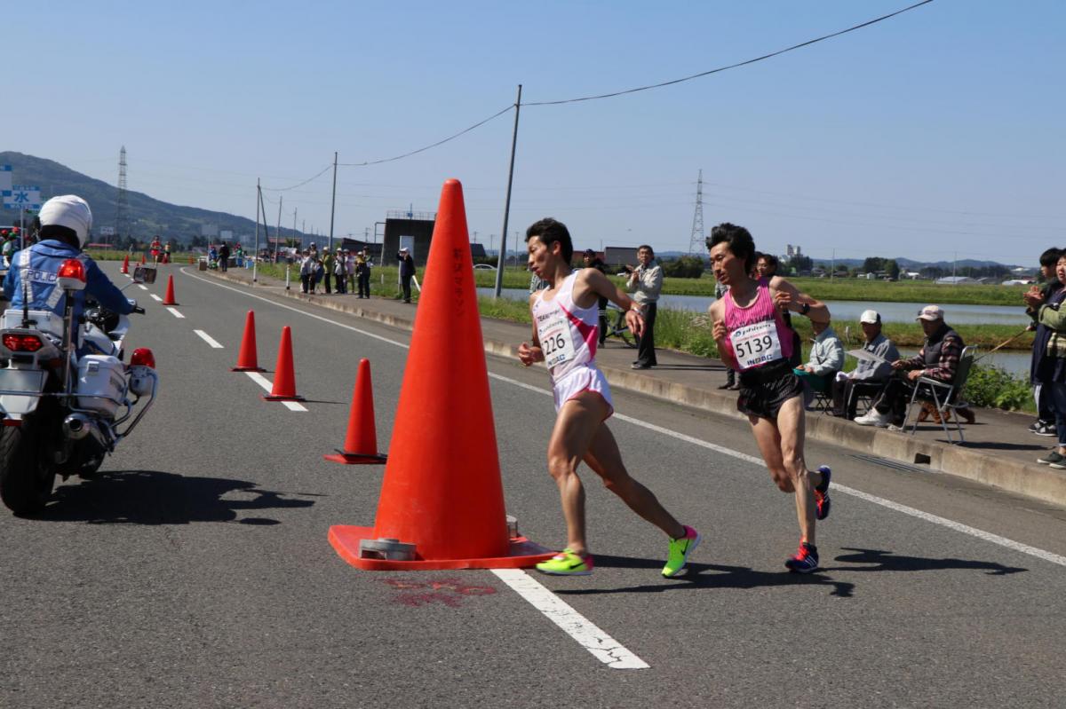 いわて奥州きらめきマラソン2018 フルマラソン5・37.5km給水/10km折り返し 2018/05/20