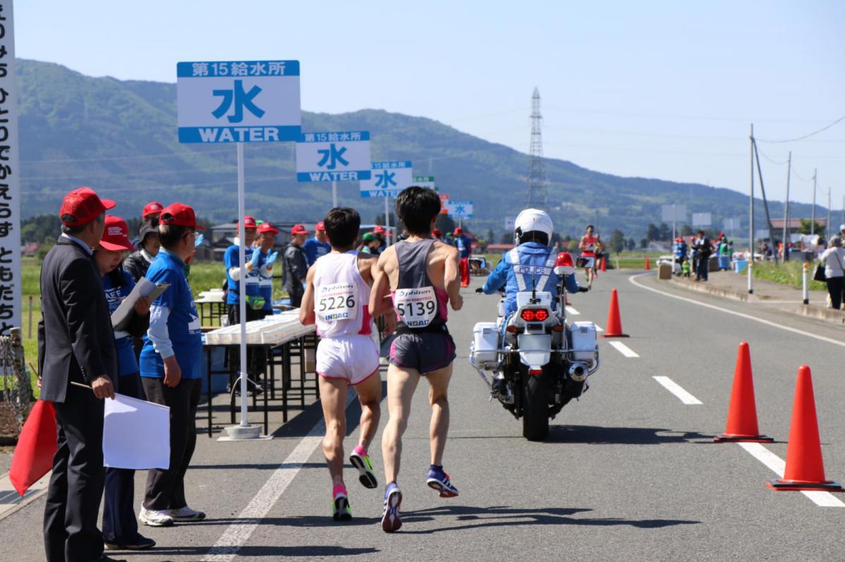 いわて奥州きらめきマラソン2018 フルマラソン5・37.5km給水/10km折り返し 2018/05/20